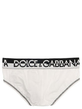 'Brando’ briefs
